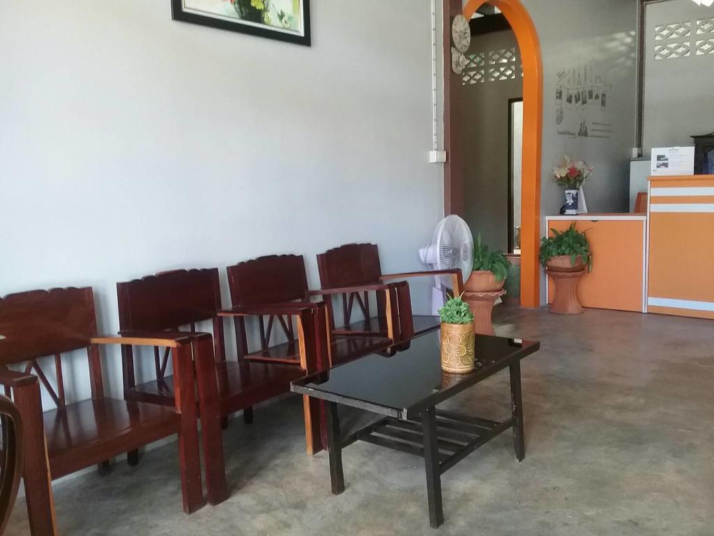 Sawang Guesthouse Ban Sawang Yai エクステリア 写真