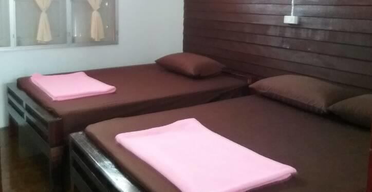 Sawang Guesthouse Ban Sawang Yai エクステリア 写真