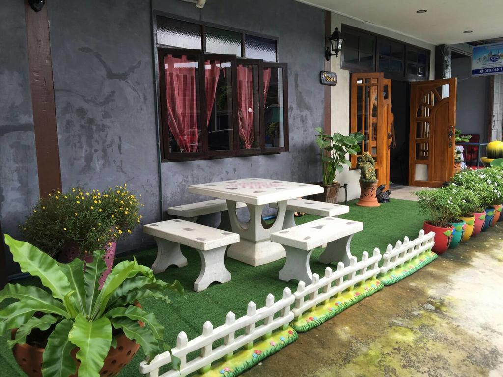 Sawang Guesthouse Ban Sawang Yai エクステリア 写真