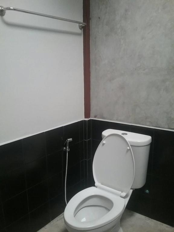 Sawang Guesthouse Ban Sawang Yai エクステリア 写真
